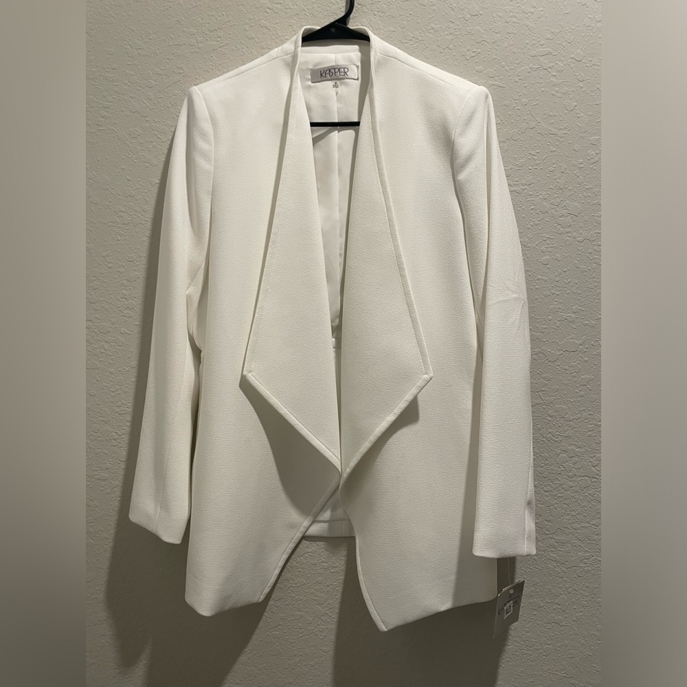Chic coat like blazer by Kasper. Medium, New with tag.